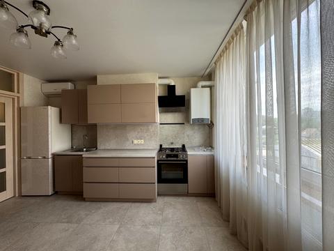 квартира за адресою Євгена Чикаленка вул., 43