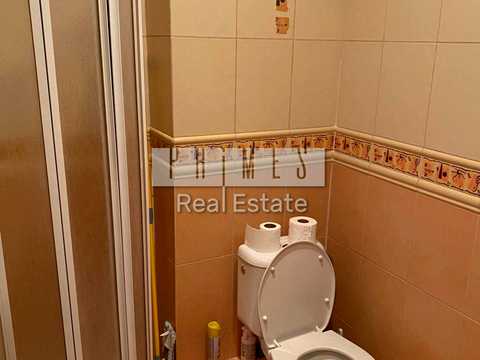 комерційна за адресою Богдана Хмельницького вул., 42/32