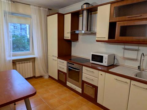 квартира за адресою Срібнокільська вул., 20