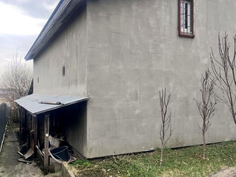 комерційна за адресою Заставна, 43