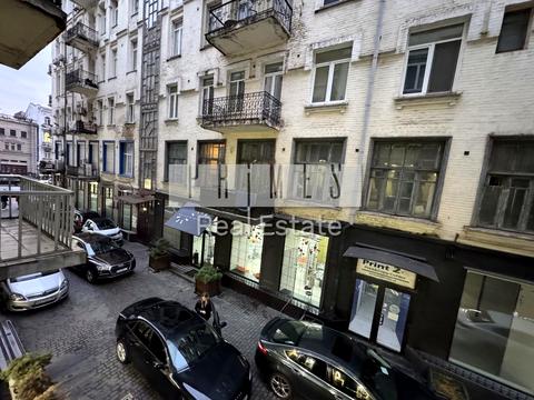 коммерческая по адресу Большая Васильковская ул. (Красноармейская), 18