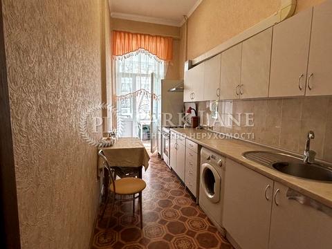квартира за адресою Хорива вул., 45/24