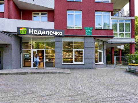комерційна за адресою Василя Стуса вул. (Островського), 22а