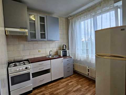 квартира за адресою Валентинівська вул. (Блюхера), 20а