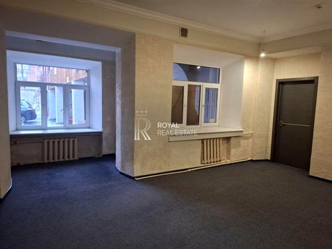 комерційна за адресою Григорія Сковороди вул., 3