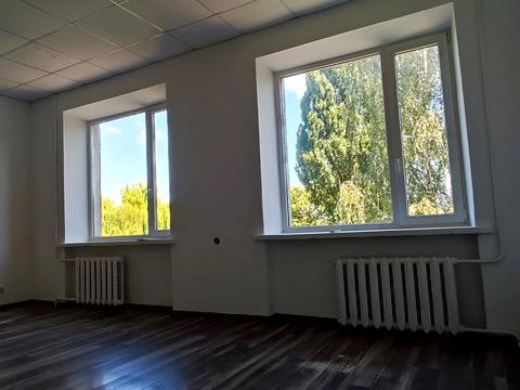 комерційна за адресою Хмельницьке шосе (Літинське), 11