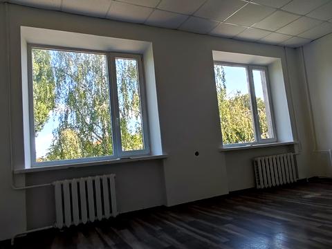 комерційна за адресою Хмельницьке шосе (Літинське), 11