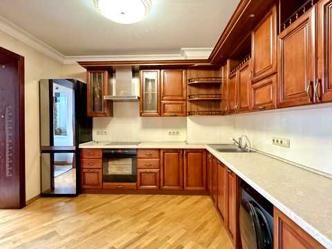 квартира за адресою Олени Пчілки вул., 2-Б