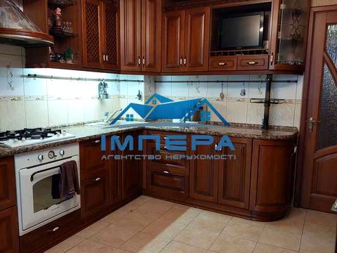 квартира за адресою Баяна вул., 8