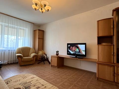 квартира за адресою Ревуцького вул., 5