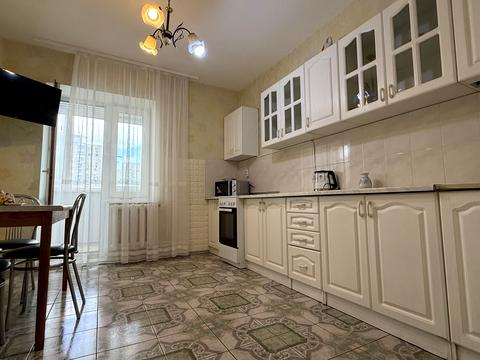 квартира за адресою Ревуцького вул., 5
