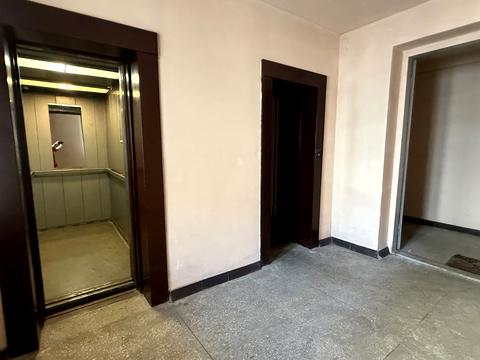квартира за адресою Ревуцького вул., 5