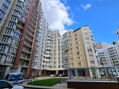 квартира за адресою Київ, Василя Тютюнника вул. (Анрі Барбюса), 53