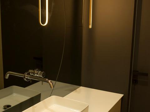 комерційна за адресою Кловський узвіз, 7a