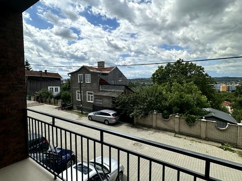 квартира за адресою Олега Ленюка вул., 17а