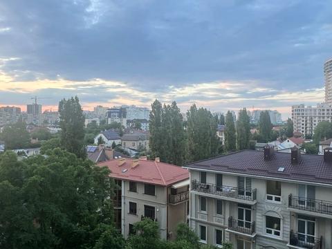 квартира за адресою Літературна вул., 10-Б