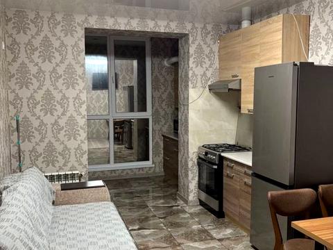 квартира за адресою Сімейна вул., 4