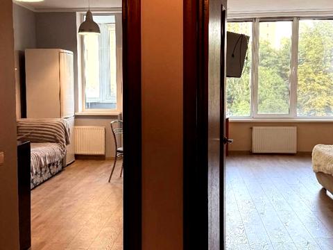 квартира за адресою Івана Крамського вул., 9