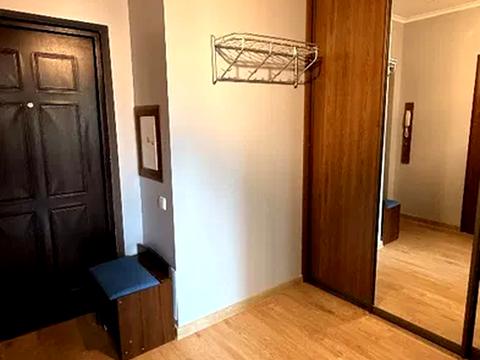 квартира за адресою Івана Крамського вул., 9