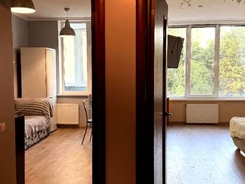 квартира за адресою Івана Крамського вул., 9