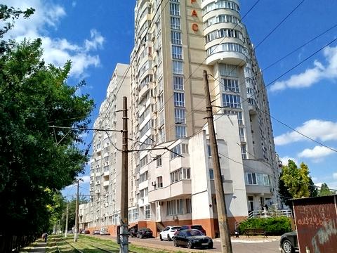 квартира за адресою Академіка Корольова вул., 5/4