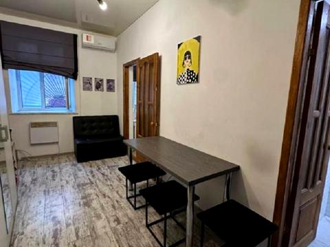 квартира за адресою Ковальська вул., 42