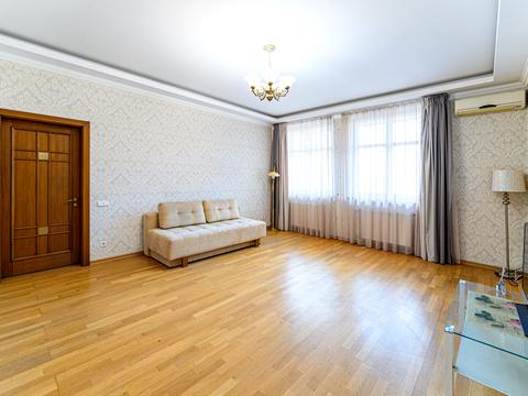 квартира за адресою Євгена Коновальця вул. (Щорса), 32-Б