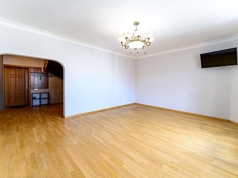 квартира за адресою Євгена Коновальця вул. (Щорса), 32-Б