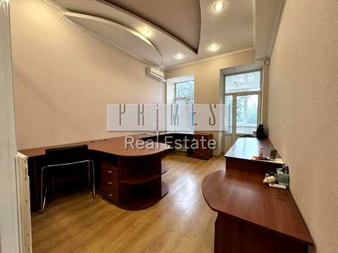 комерційна за адресою Тараса Шевченка бульв., 31
