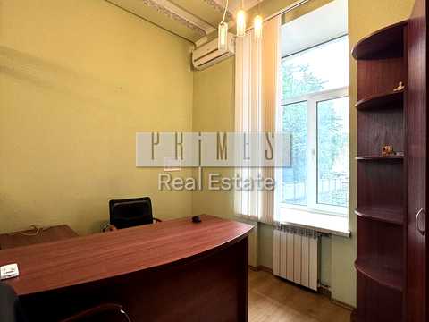 комерційна за адресою Тараса Шевченка бульв., 31