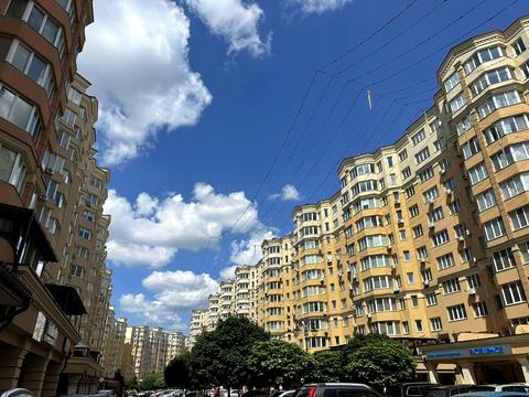 квартира за адресою Боголюбова вул., 30