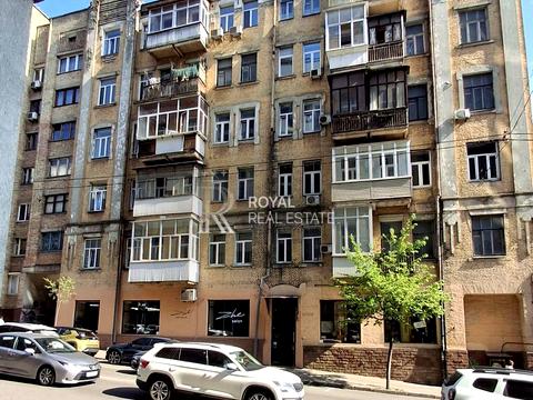 комерційна за адресою Бульварно-Кудрявська вул. (Воровського), 43-А
