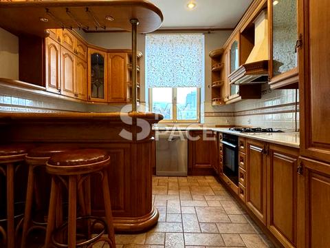 квартира за адресою Євгена Чикаленка вул. (Пушкінська), 20