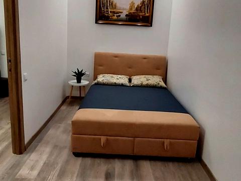 квартира за адресою Омеляна Поповича вул., 2