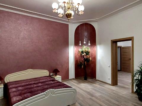 квартира за адресою Омеляна Поповича вул., 2