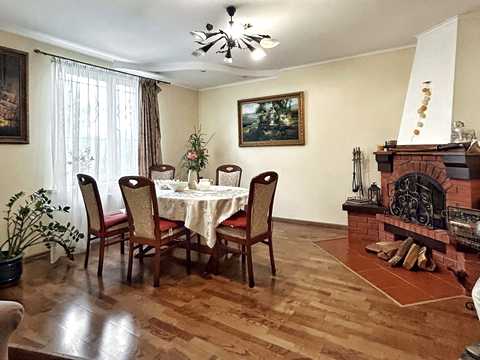 будинок за адресою Квіткова, 10