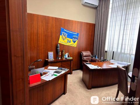 комерційна за адресою Київ, Жилянська вул., 59