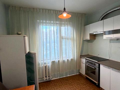 квартира за адресою Анни Ахматової вул., 43