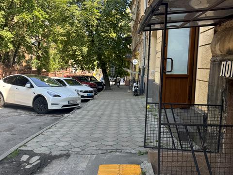 комерційна за адресою Львів, Якова Раппопорта вул., 19