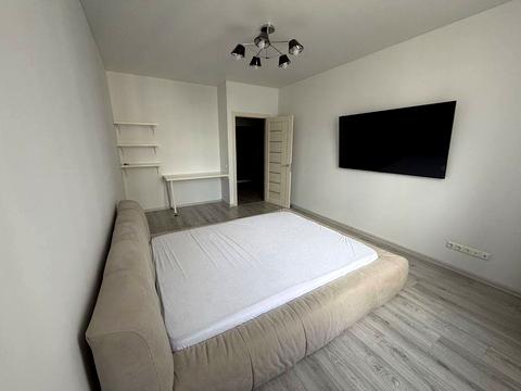 квартира за адресою Юнацька вул., 4