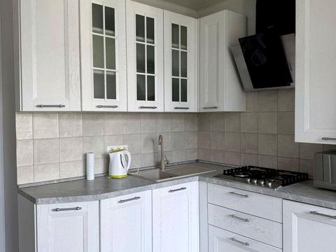 квартира за адресою Юнацька вул., 4