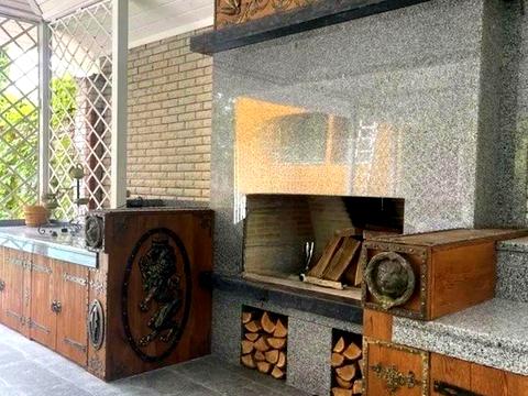 будинок за адресою 2-а Ентузіастів, 1