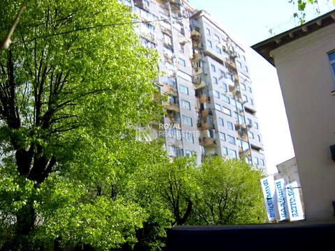 комерційна за адресою Борщагівська вул., 152-А