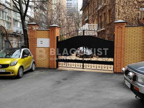 коммерческая по адресу Жилянская ул., 72А