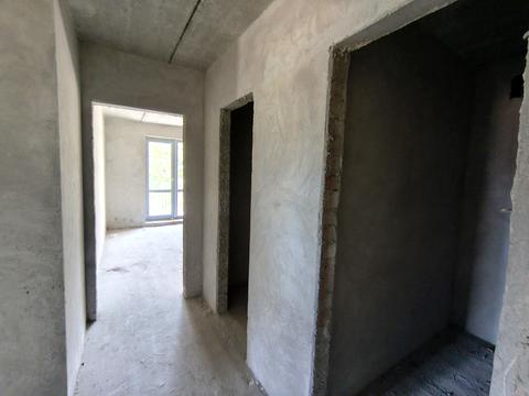 1872051774329383