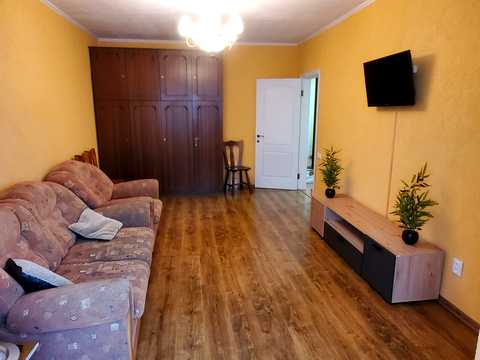 квартира за адресою Тростянецька вул., 5-Б