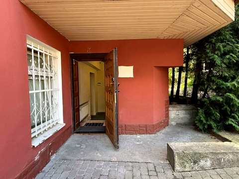 комерційна за адресою Перемиська вул., 3