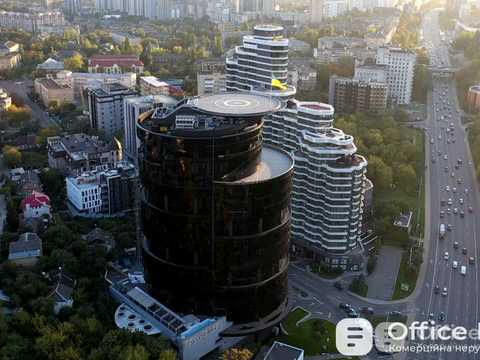 комерційна за адресою Болсуновська вул. (Сергія Струтинського), 15