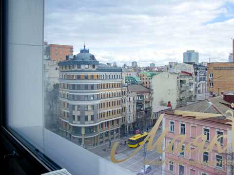 комерційна за адресою Саксаганського вул., 52/80