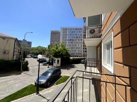 комерційна за адресою Люстдорфська дорога вул. (Черноморская дорога), 100